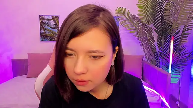 Lina Brownie online show from 02/16/25, 01:58