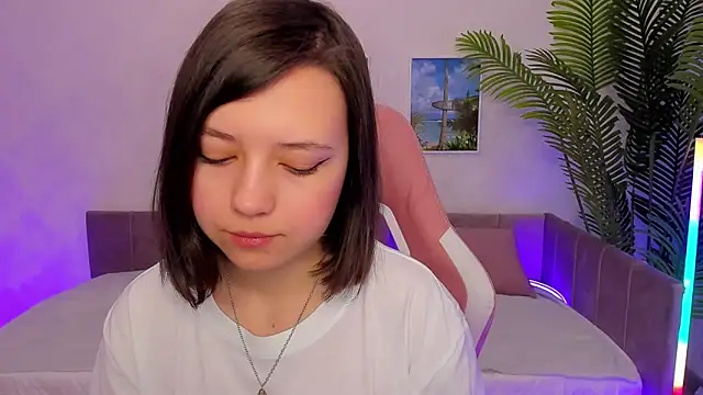 Lina Brownie online show from 03/03/25, 01:53