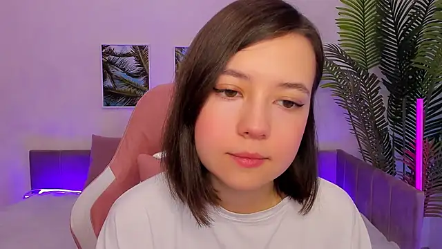 Lina Brownie online show from 03/21/25, 02:28