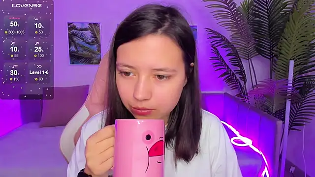 Lina Brownie online show from 10/04/25, 02:42