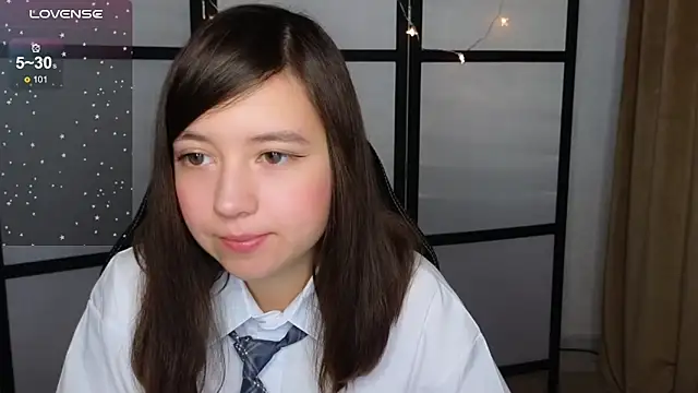 Lina Brownie online show from 10/28/25, 01:31