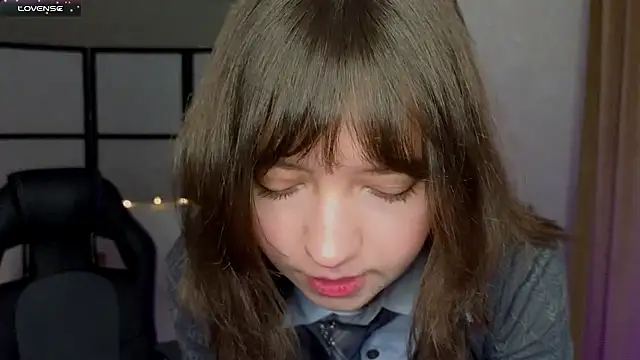 Lina Brownie online show from 11/29/25, 10:51