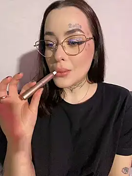 Snapshot of fuckdoll_18 chatting on 12/20/24, 03:21 fuckdoll 18 online show from 12/20/24, 03:21