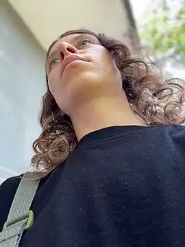 Snapshot of RinaMood chatting on 03/19/26, 05:00 RinaMood online show from 03/19/26, 05:00