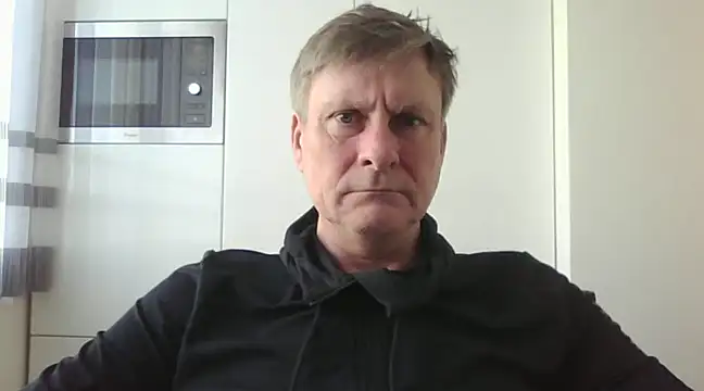 johnnym1 online show from 02/04/25, 09:38