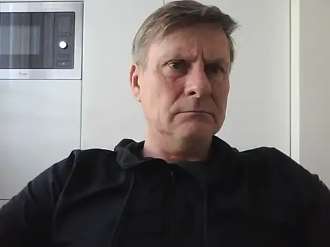 johnnym1 online show from 02/05/25, 09:36