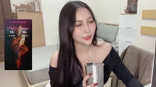 yu5888 online show from 12/13/24, 10:08