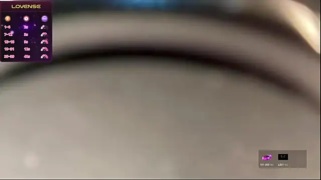 Snapshot of Spice-Summi chatting on 03/12/25, 03:40 Spice-Summi online show from 03/12/25, 03:40