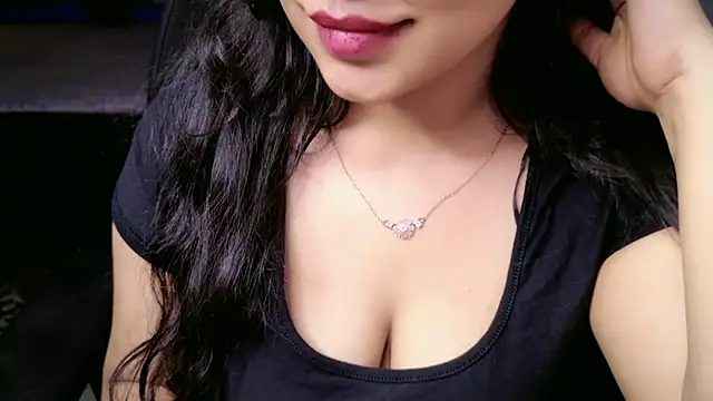 Snapshot of Spice-Summi chatting on 03/16/26, 01:48 Spice-Summi online show from 03/16/26, 01:48