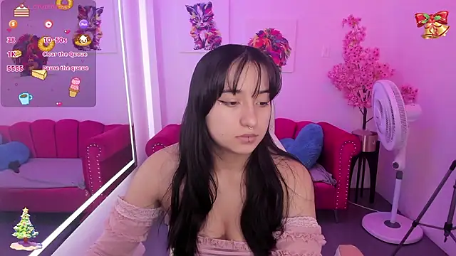 Snapshot of Miss_dolly_ chatting on 12/06/24, 12:16 Miss dolly online show from 12/06/24, 12:16