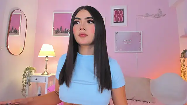 Snapshot of little-natt chatting on 02/07/25, 04:14 little-natt online show from 02/07/25, 04:14