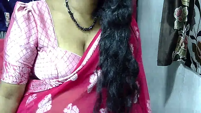 Snapshot of samyukthapuretelugu chatting on 03/04/25, 02:53 samyukthapuretelugu online show from 03/04/25, 02:53