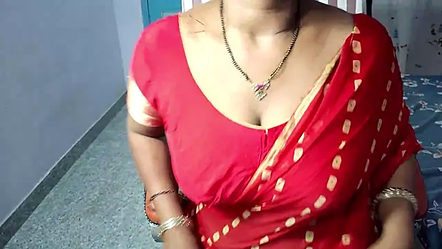 Snapshot of samyukthapuretelugu chatting on 06/07/26, 04:38 samyukthapuretelugu online show from 06/07/26, 04:38