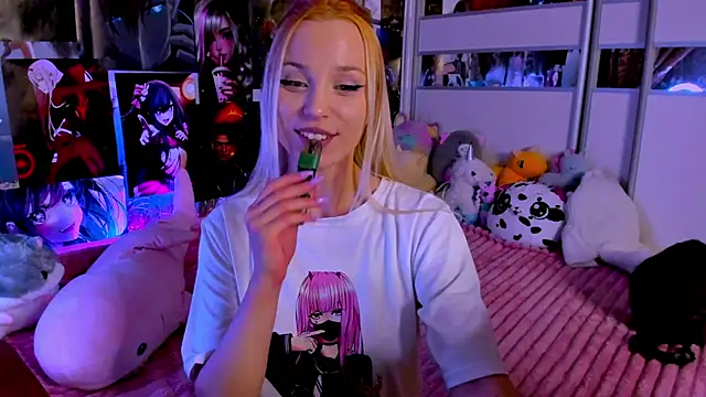 Snapshot of Cute__Pony chatting on 12/06/24, 12:45 Cute Pony online show from 12/06/24, 12:45