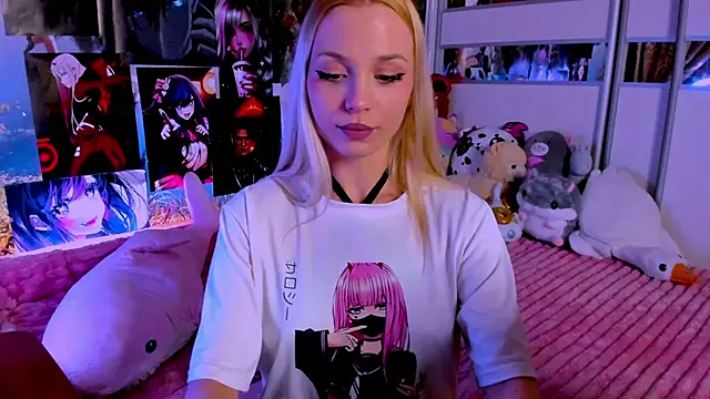 Snapshot of Cute__Pony chatting on 02/13/25, 09:27 Cute Pony online show from 02/13/25, 09:27