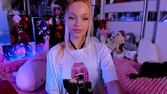 Snapshot of Cute__Pony chatting on 02/16/25, 12:30 Cute Pony online show from 02/16/25, 12:30