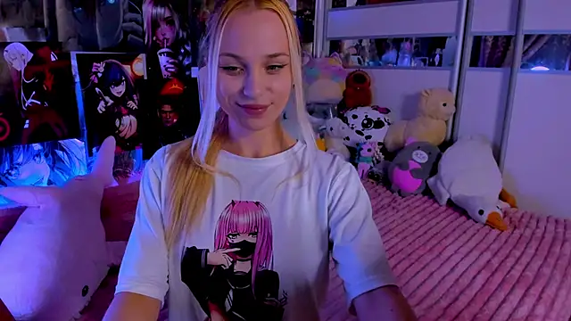 Snapshot of Cute__Pony chatting on 09/27/25, 11:32 Cute Pony online show from 09/27/25, 11:32