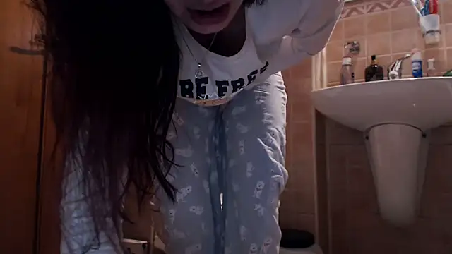 LovelyAndraGirl online show from 05/02/26, 02:44