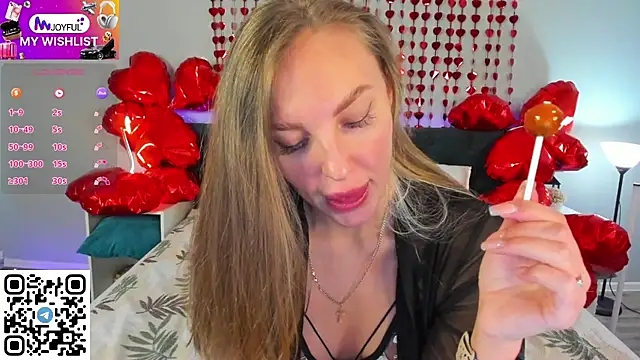 Kelly Hardy online show from 02/17/25, 04:20