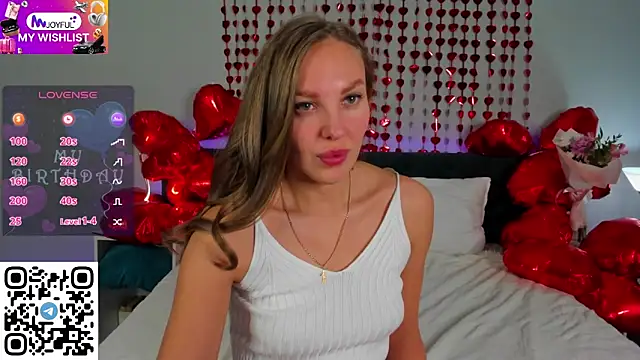 Kelly Hardy online show from 02/19/25, 01:18