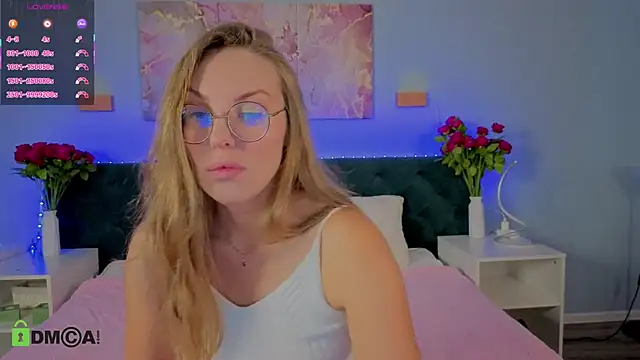 Kelly Hardy online show from 09/11/25, 12:44