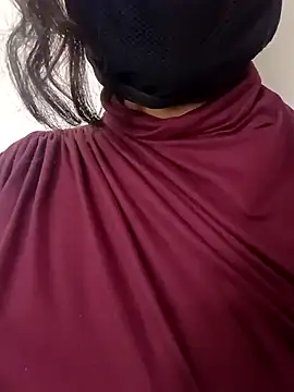 Snapshot of Aachal_7 chatting on 04/10/26, 03:34 Aachal 7 online show from 04/10/26, 03:34