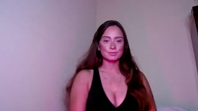 Sophie Raegan online show from 12/13/24, 01:01