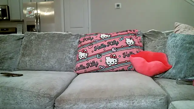 Snapshot of kokokwinn chatting on 01/19/25, 08:39 kokokwinn online show from 01/19/25, 08:39