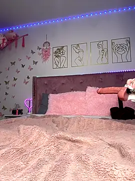 Snapshot of kokokwinn chatting on 10/16/25, 12:44 kokokwinn online show from 10/16/25, 12:44