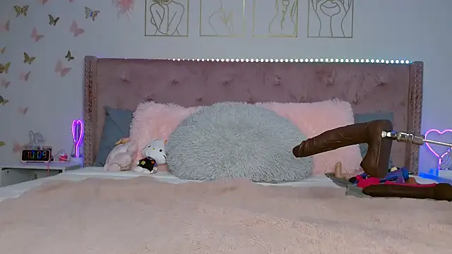 Snapshot of kokokwinn chatting on 10/23/25, 02:11 kokokwinn online show from 10/23/25, 02:11