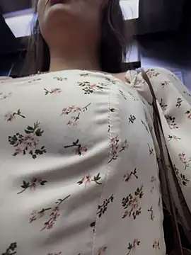 Snapshot of NikaMur chatting on 02/16/26, 02:18 NikaMur online show from 02/16/26, 02:18