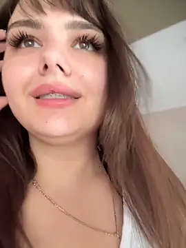 Snapshot of NikaMur chatting on 02/19/26, 03:24 NikaMur online show from 02/19/26, 03:24