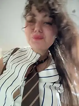 Snapshot of NikaMur chatting on 03/01/26, 02:13 NikaMur online show from 03/01/26, 02:13