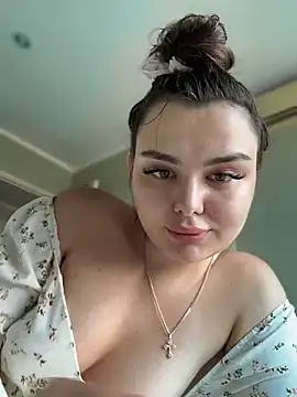 Snapshot of NikaMur chatting on 03/02/26, 02:14 NikaMur online show from 03/02/26, 02:14