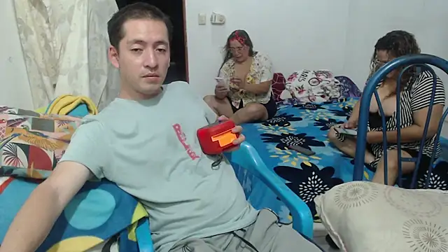 mademooms online show from 09/28/25, 04:07