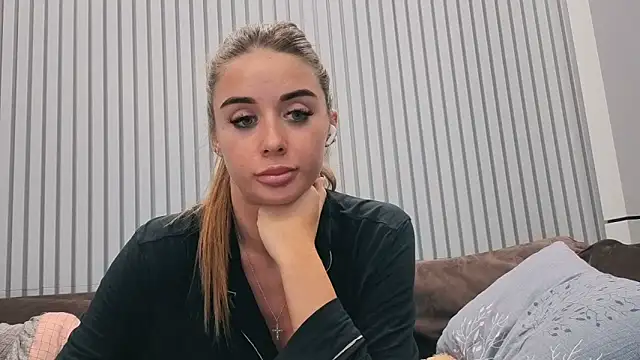 your bunnygirl online show from 09/24/25, 05:49