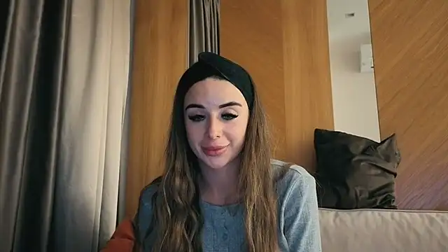 your bunnygirl online show from 09/29/25, 04:56