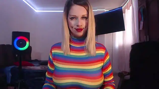Snapshot of aliceesmith chatting on 10/11/25, 12:15 aliceesmith online show from 10/11/25, 12:15