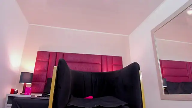 CharlotteScotte online show from 02/17/26, 03:40