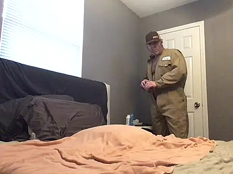 Snapshot of Cummerforyouu2 chatting on 01/20/25, 10:15 Cummerforyouu2 online show from 01/20/25, 10:15