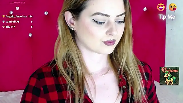 Snapshot of Erryka chatting on 03/14/25, 11:34 Erryka online show from 03/14/25, 11:34