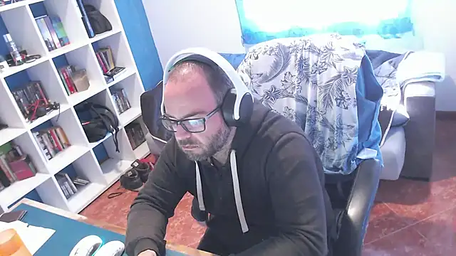 ravingr4d4 online show from 11/20/25, 11:21