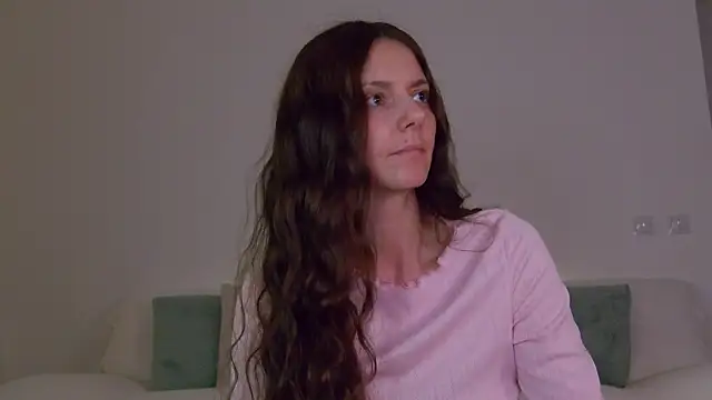 LilyRoselyn online show from 10/15/25, 11:16