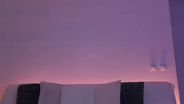 LilyRoselyn online show from 03/28/26, 03:00