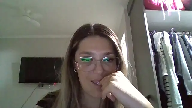 Daniela77771 online show from 03/06/26, 01:46