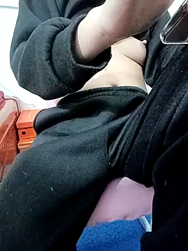 SweetGirl2k2 online show from 02/05/25, 01:00