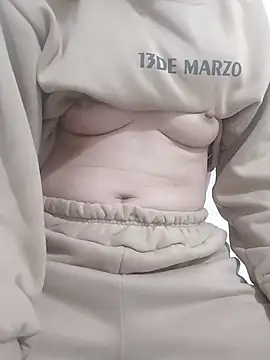 SweetGirl2k2 online show from 03/07/25, 11:49