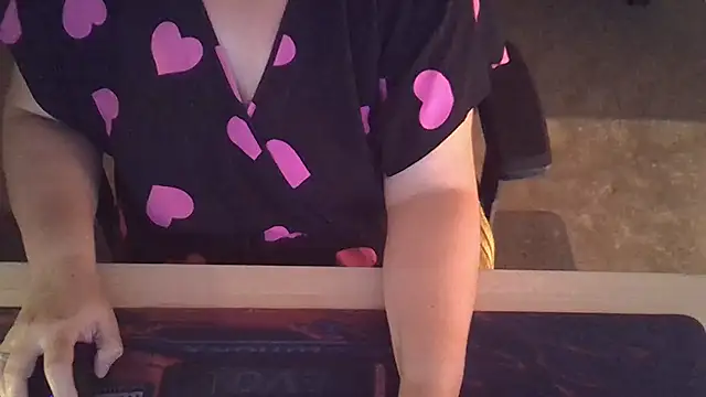 Silvia2277 online show from 10/25/25, 08:55