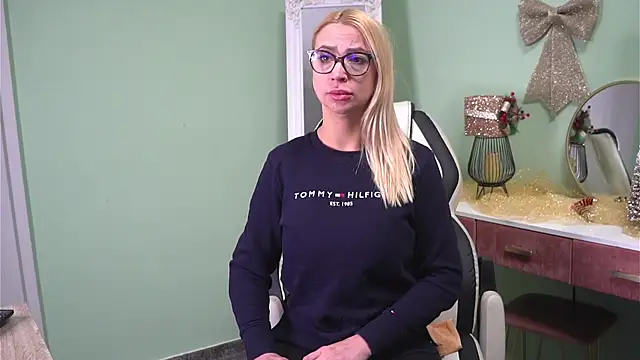 CelineConner online show from 01/03/25, 05:06