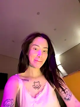 Yunasi online show from 09/28/25, 02:00